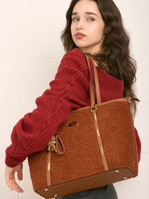 WINTER TEDDY SHOULDER BAG