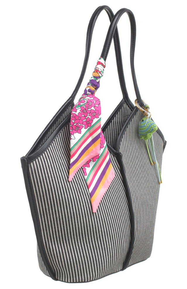 BD7308 (11)BLACK-WHITE