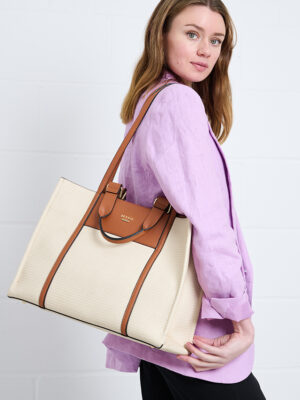 CANVAS CHIC SHOULDER BAG