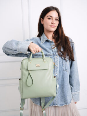 CLASSIC SLEEK BACKPACK