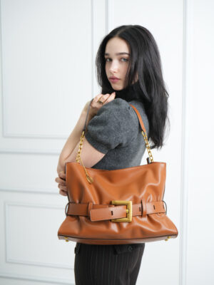 OVERSIZED BUCKLE HOBO