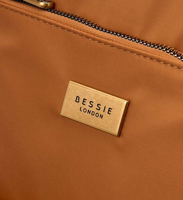 BD7784 4 TAN