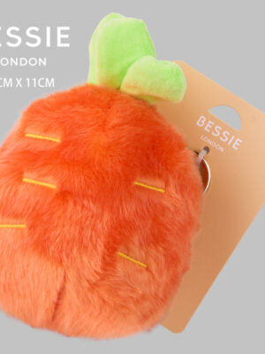 BIG CARROT CHARM